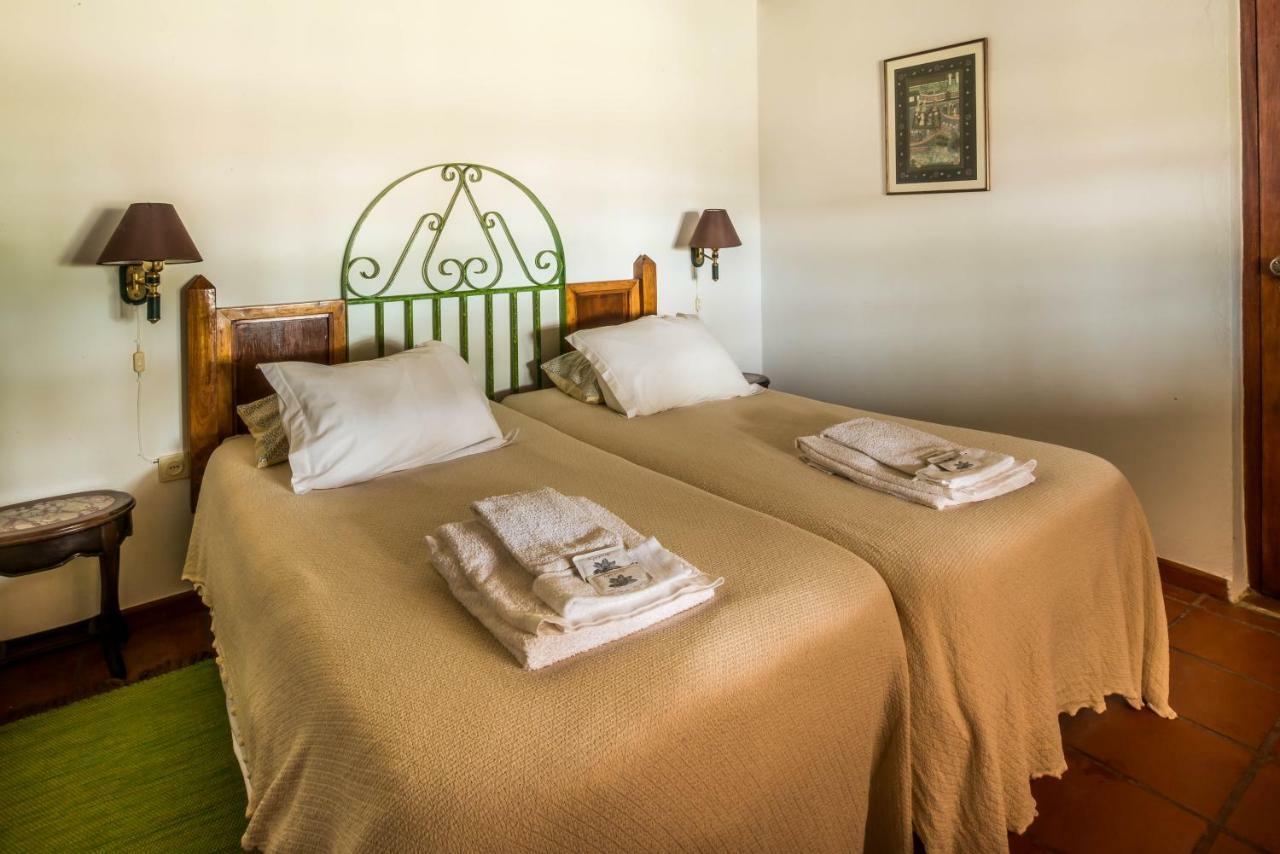 Maison d'hôtes Monte Pedras Negras à São Luis Extérieur photo